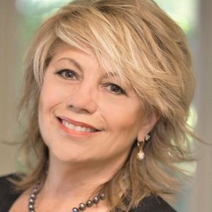 Meet your Posher, Stacey